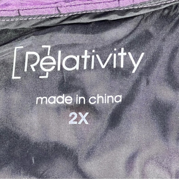 RELATIVITY Quilted Iridescent Purple Puffer Vest Front Zip Women's Size 2X - Picture 14 of 16